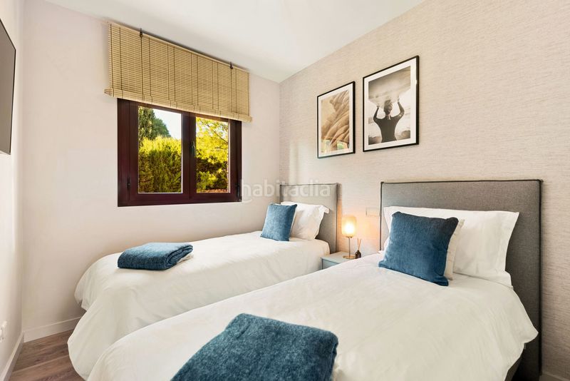 Foto cb93d10e-2984-45fe-a1a3-263e70b929c8. Apartament amb aparcament piscina a El Paraíso Benahavís