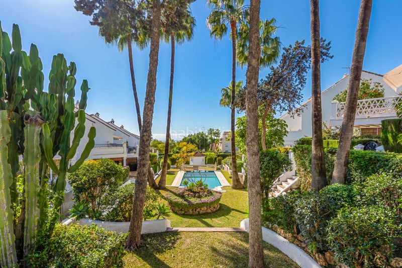 Foto 1fa30051-990e-480d-813f-6fd985d9feeb. Casa adossada amb aparcament piscina a Nagüeles Alto Marbella