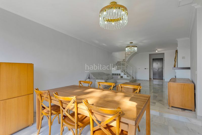Foto a947a043-2119-4658-8875-da62117ddba6. Casa adossada amb aparcament piscina a Nagüeles Alto Marbella