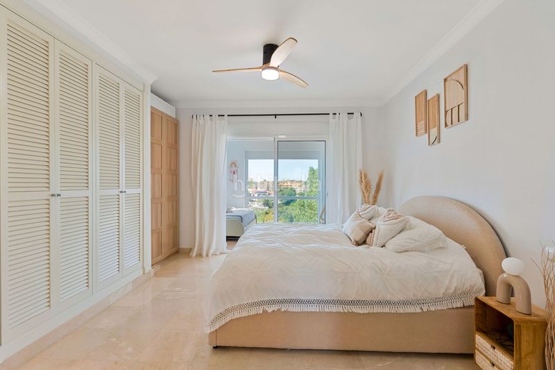 Foto 057c7189-d38d-45bd-a336-94d6469d4313. Casa amb aparcament piscina a Riviera del Sol Mijas