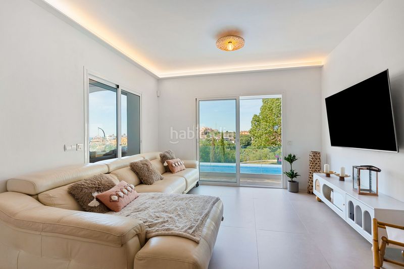 Foto 645294ba-2437-4721-8950-e9a663005075. Casa amb aparcament piscina a Riviera del Sol Mijas