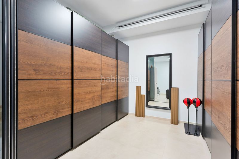 Foto ab2bdf8d-076f-477b-a9f2-d9272ff26e46. Casa adosada impresionante casa adosada de cuatro dormitorios situada en la comunidad cerrada de el romeral de Calahonda, costa en Mijas