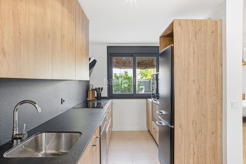 Foto 6ae3c608-09b0-4389-91fe-1ceaafb16ebd. Casa adossada amb aparcament piscina a Paraiso - Barronal Estepona