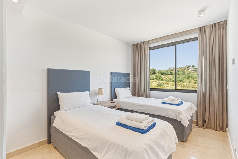 Foto 5306c92f-29a3-4360-8aa0-97d439ac2db4. Casa adossada amb aparcament piscina a la cala Mijas Mijas