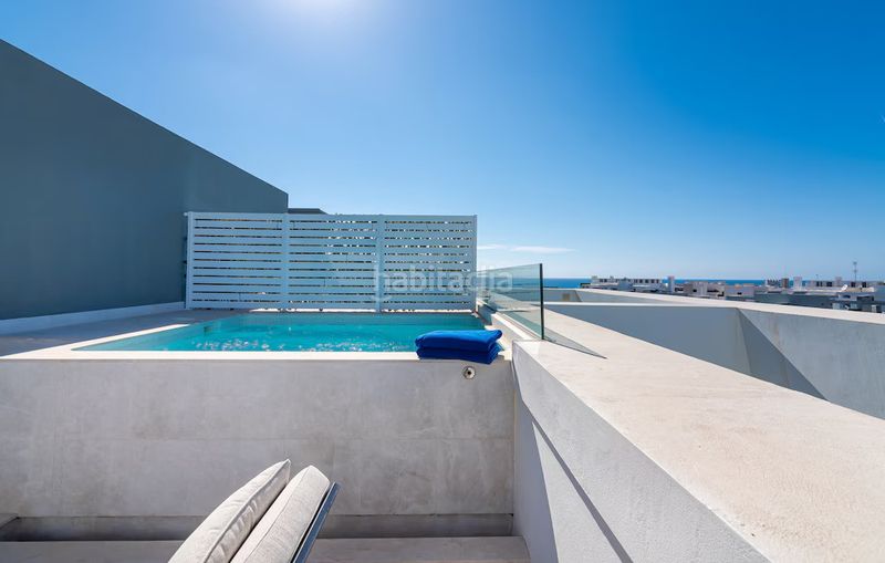 Foto 626770c2-e5e3-4369-9a4a-f0da5912b433. Casa adossada amb aparcament piscina a la cala Mijas Mijas