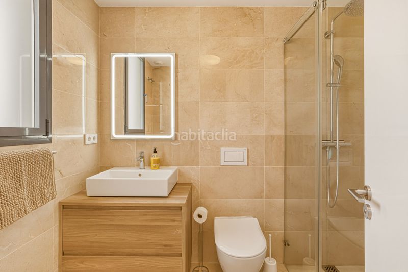 Foto 9824e78e-eaed-4b00-bb2c-a9ca1a3e87ad. Casa adossada amb aparcament piscina a la cala Mijas Mijas