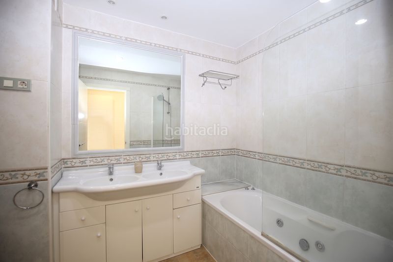 Foto 49e4466b-0510-414d-9bd7-881a486c37f8. Planta baixa amb aparcament piscina a Riviera del Sol Mijas
