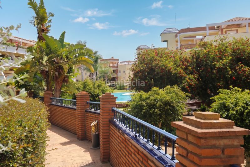 Foto c72b96ba-00f2-484b-aa83-3ec35a140f39. Planta baixa amb aparcament piscina a Riviera del Sol Mijas