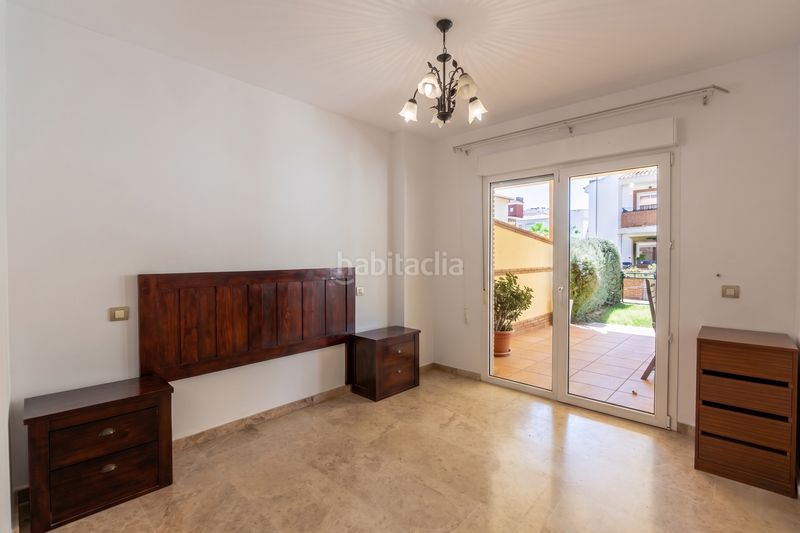 Foto f932852a-43a5-4ea7-8e0a-12b64975909c. Planta baixa amb aparcament piscina a Riviera del Sol Mijas