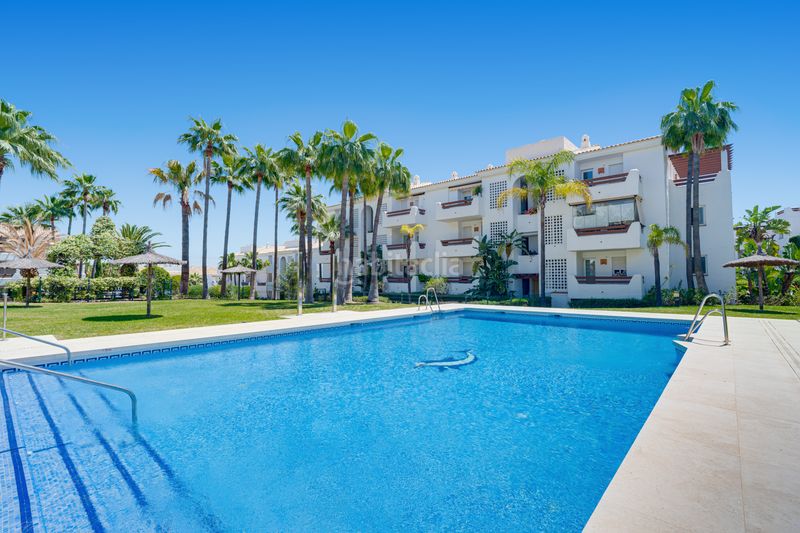 Foto 01e0b2fc-4622-4579-9a89-2f35d96ad38a. Apartament amb aparcament piscina a La Concha - Resina Golf Estepona