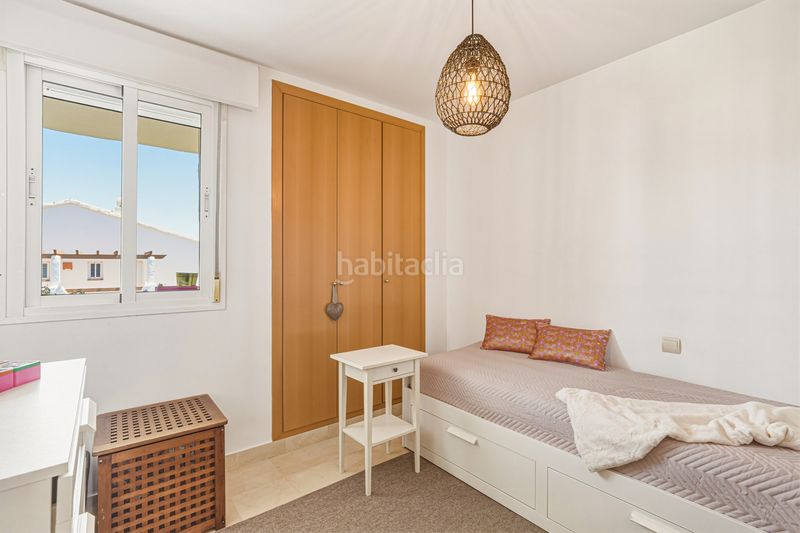 Foto 78263aac-a038-418b-aaf7-8bf435ee5736. Apartament amb aparcament piscina a La Concha - Resina Golf Estepona