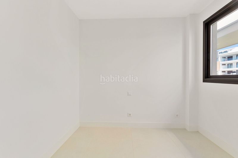 Foto e80df3ef-79b0-430c-87f9-cb35e452db7b. Apartament amb aparcament piscina a El Higuerón Fuengirola