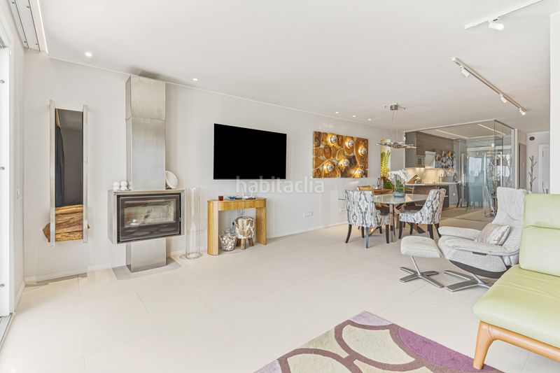 Foto b39c4065-4168-41f2-a9c6-86f53c77b16c. Apartament amb piscina a El Velerín Estepona