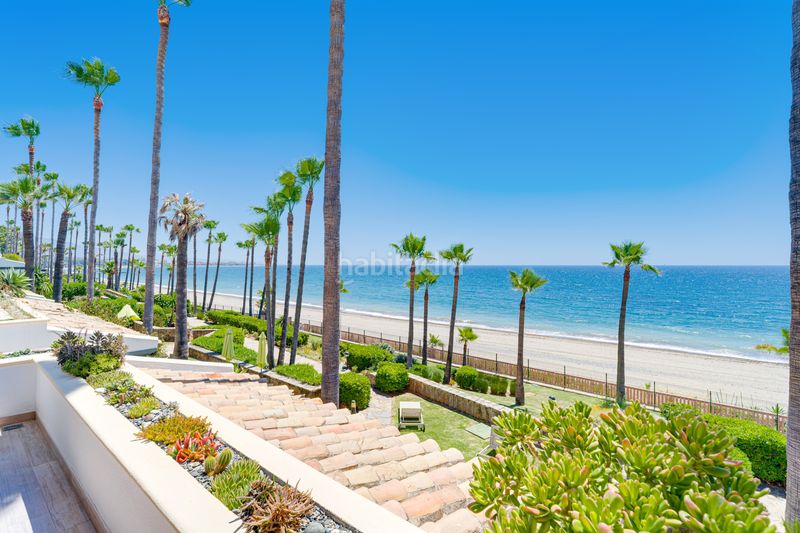 Foto db2ce25e-b922-4d4a-8c2e-851fa0ff5851. Apartament amb piscina a El Velerín Estepona