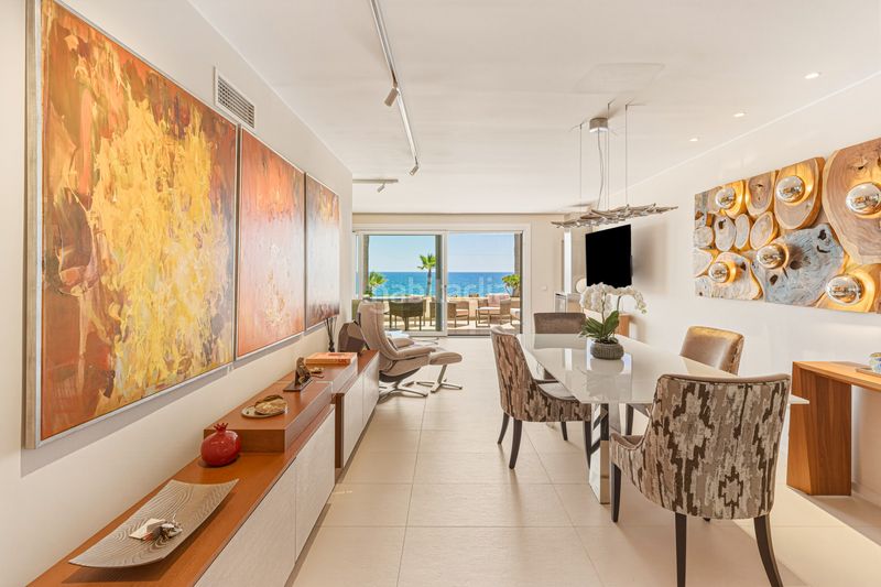 Foto e4a1b41a-bf41-48f5-8422-7aa227c221f3. Apartament amb piscina a El Velerín Estepona