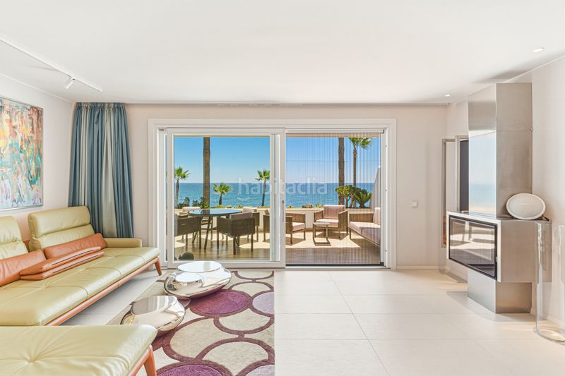 Foto f79d3d5f-7706-4563-b3f8-7d7dfbba7fb7. Apartament amb piscina a El Velerín Estepona