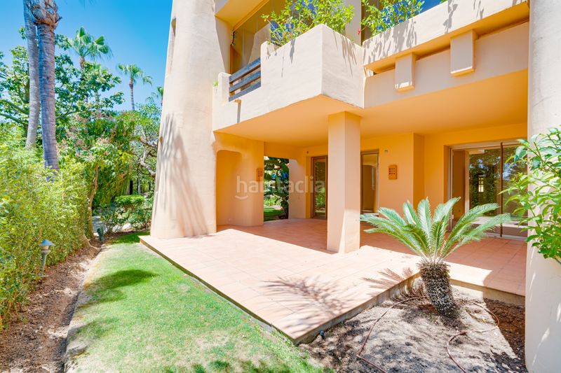 Foto 6d9500c3-c6d4-4ce4-8fa7-409e7929920f. Planta baixa amb aparcament piscina a Sierra Blanca Marbella