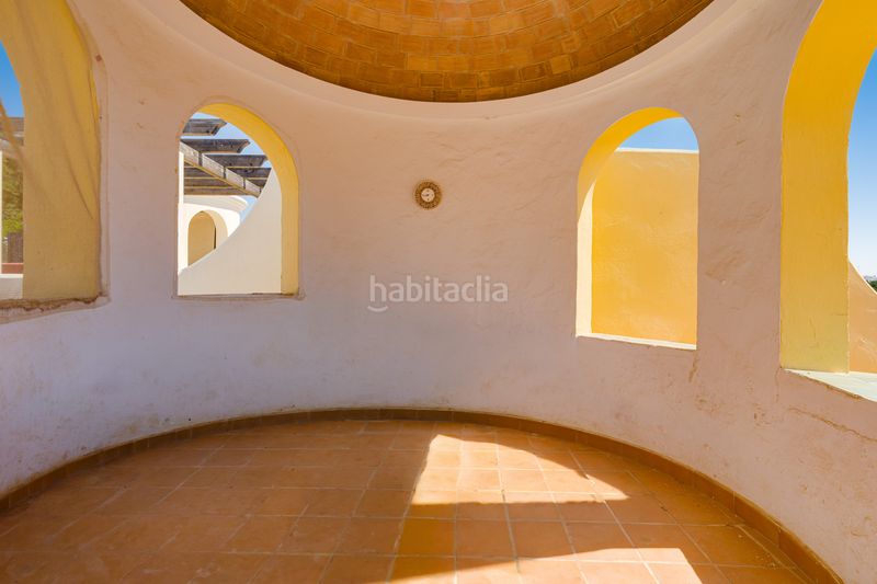 Foto 9480114a-1d5d-4efb-9199-304dcd0504b7. Casa adossada amb aparcament a Calahonda Mijas