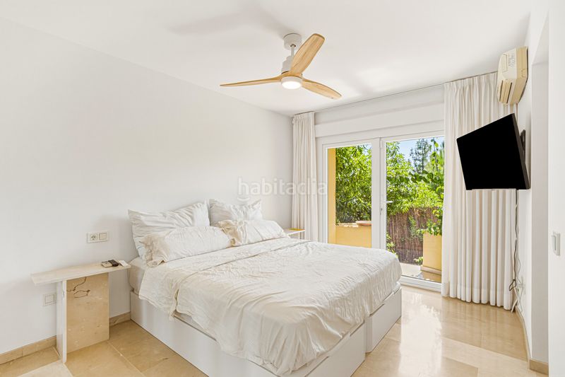 Foto aa5f8811-63b7-499d-8108-7178673ad6c6. Casa adossada amb aparcament a Calahonda Mijas