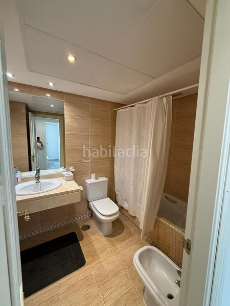 Foto 26abe44c-853e-4ad1-85d3-928e39e2be39. Apartament amb aparcament piscina a La Dama de Noche - La Alzambra Marbella