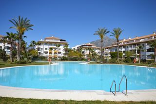 Apartament a La Dama de Noche - La Alzambra