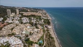 Planta baixa a Romana Playa. Apartamento totalmente reformado en planta baja situado en la ur