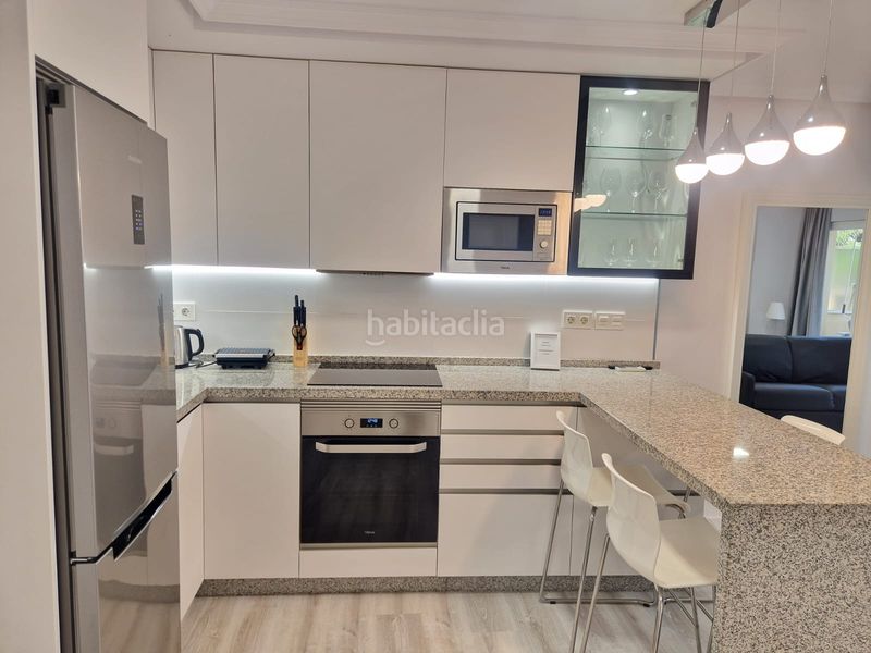 Foto acc2c2b3-510a-486c-9d8c-25e8e184abaa. Planta baixa amb aparcament piscina a Romana Playa Marbella