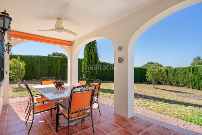 Foto ad9534bb-2abb-4e1a-b925-ab063e8b1d9d. Casa amb aparcament piscina a altos de Estepona Estepona