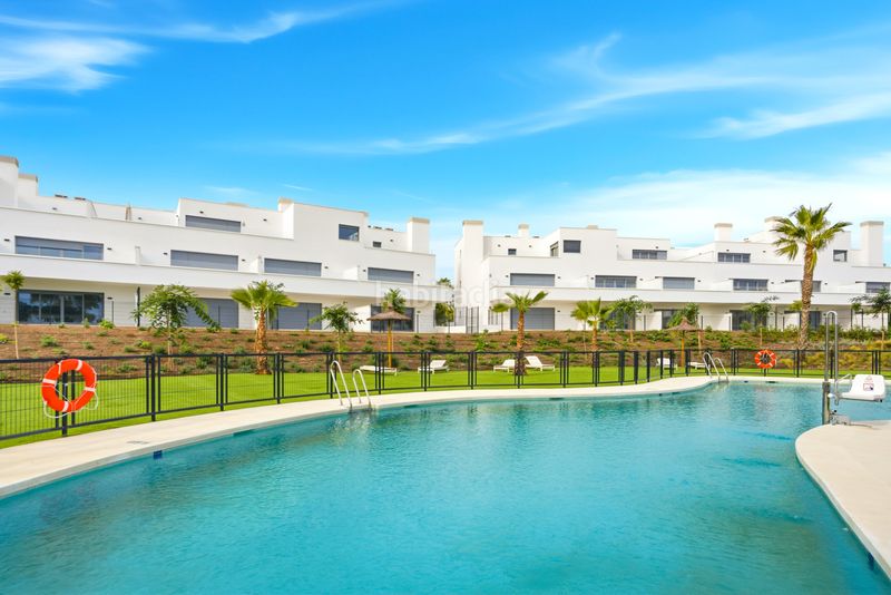 Foto 10275366-2cc2-4dfc-867c-d9e96d5f5381. Apartament amb aparcament piscina a Bel - Air Estepona