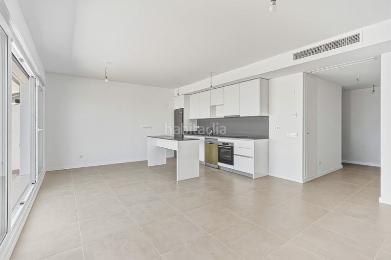 Foto 38e0cc4f-c05d-40aa-8629-953db2d5076e. Apartament amb aparcament piscina a Bel - Air Estepona