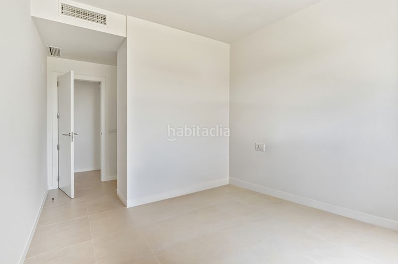 Foto 5aed218c-5fd9-4ed2-ae35-0512f77c48d8. Apartament amb aparcament piscina a Bel - Air Estepona