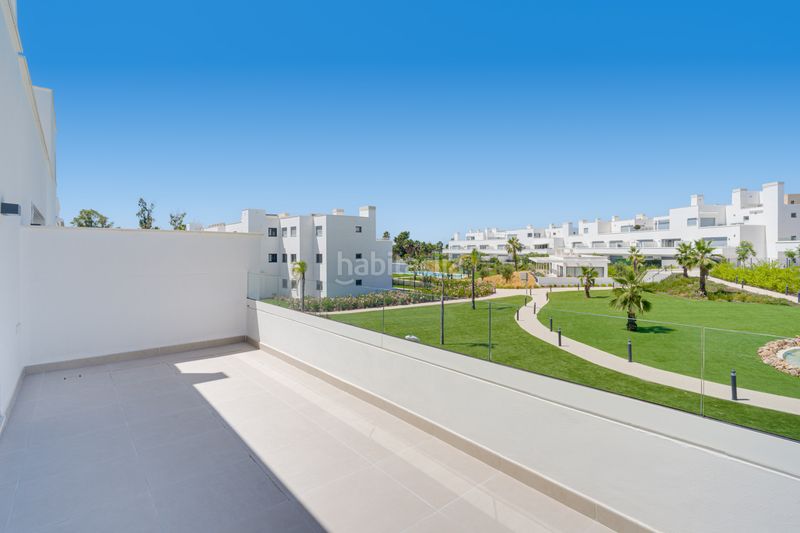Foto 9b257cd2-a47f-494e-94cc-156a06d63646. Apartament amb aparcament piscina a Bel - Air Estepona