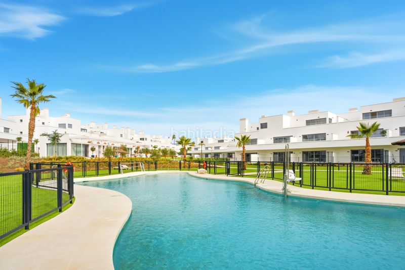 Foto fca399e8-472e-48f2-a113-af39c62ffd4e. Apartament amb aparcament piscina a Bel - Air Estepona