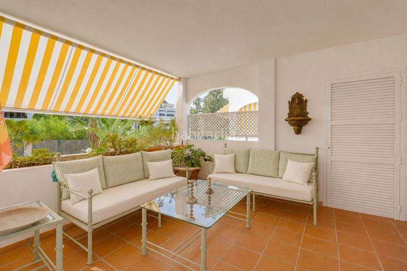 Foto 2d856c3b-da31-405f-a48c-ad689908df9b. Planta baixa amb aparcament piscina a Elviria Marbella
