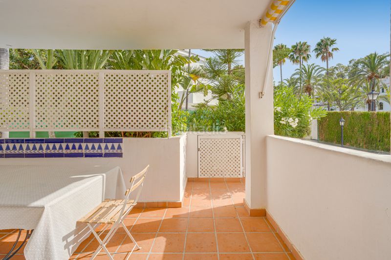 Foto 481c1105-79af-4f45-8e78-9c6fde85dd73. Planta baixa amb aparcament piscina a Elviria Marbella