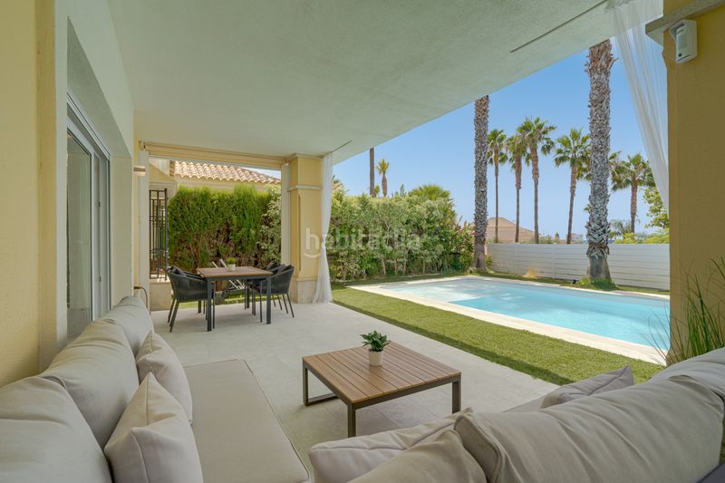 Foto 81e7d5f2-237a-4812-8a93-d56b6f3cd750. Casa amb aparcament piscina a Elviria Marbella