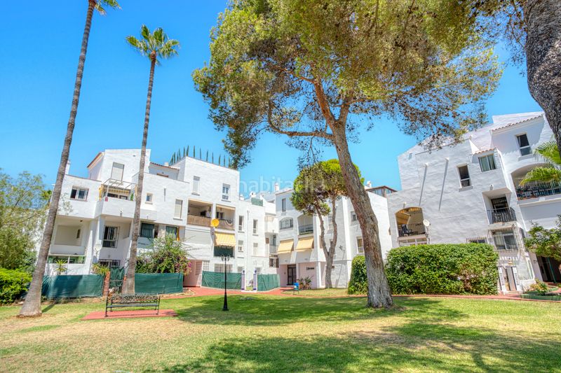 Foto 1341c078-6c32-48c5-a2f9-e2a1e4989933. Àtic amb piscina a Elviria Marbella