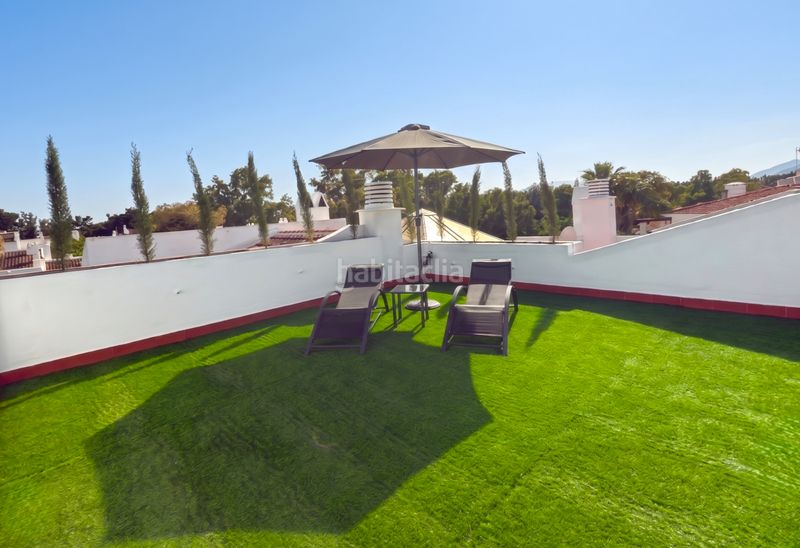 Foto fa23c296-8090-4909-b32f-7a618c696b63. Àtic amb piscina a Elviria Marbella