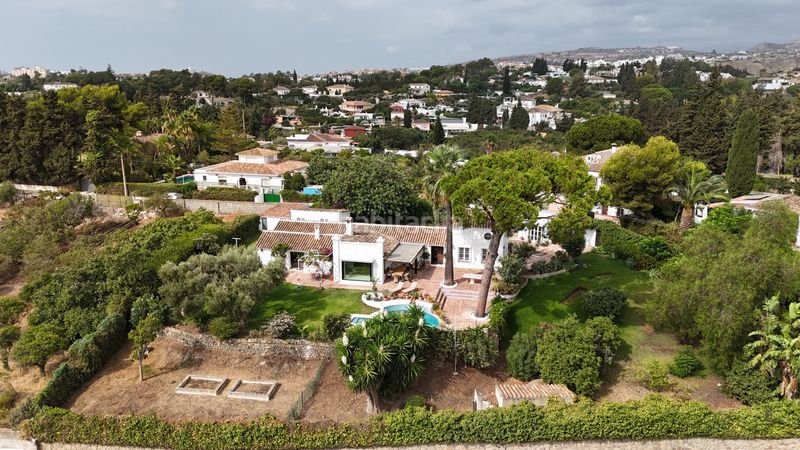 Foto 010c742a-ff69-46fc-af4c-2215bc6e6974. Casa amb aparcament piscina a Guadalmina Alta Marbella