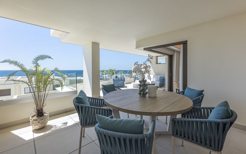 Foto be925b81-def5-4577-946a-9353746b102b. Apartament amb aparcament piscina a El Velerín Estepona