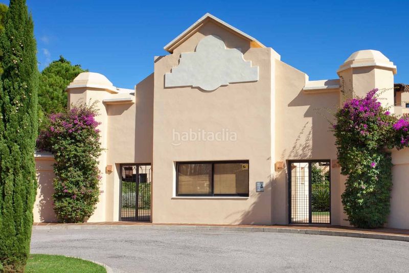 Foto 1e85ef27-6545-4867-b71a-fff720986cf8. Planta baixa amb aparcament piscina a Puerto Banús Marbella