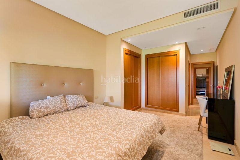 Foto 26e57c15-f01a-496c-a9e3-e290ab4ff957. Planta baixa amb aparcament piscina a Puerto Banús Marbella