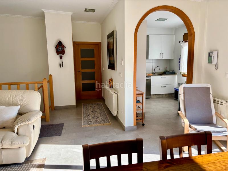 Foto 4eeba240-9ef2-4f90-bdc8-7efd2da99ce0. Chalet in camiño do casal 2 in Carral