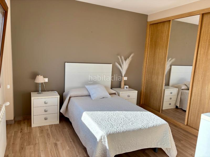 Foto ac045f09-1a1a-4dbe-b416-e253df444849. Chalet in camiño do casal 2 in Carral