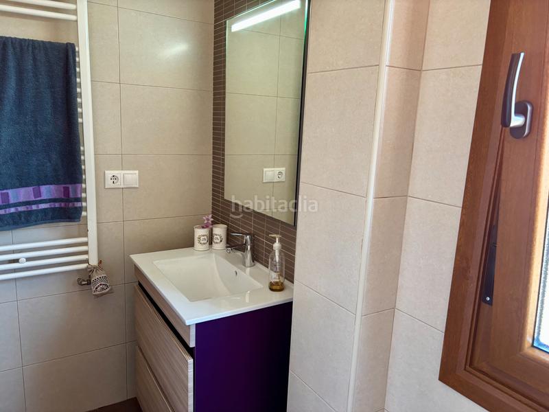 Foto b3a7f892-a79c-48ee-8b1f-8d490b30e6c8. Chalet in camiño do casal 2 in Carral