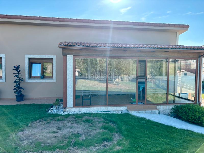Foto d3d52f1c-3043-4b25-90d3-d718d3bfc644. Chalet in camiño do casal 2 in Carral