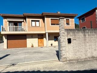 Xalet  Camiño do casal 2. Casa chalet como nuevo