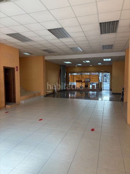 Foto 2d2073c1-9807-42aa-9abd-50a51e619ec6. Lloguer local comercial a avenida vilaboa 92 a Portádego - Vilaboa Norte Culleredo