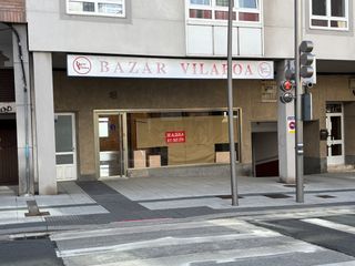 Local commercial à Avenida Vilaboa 92