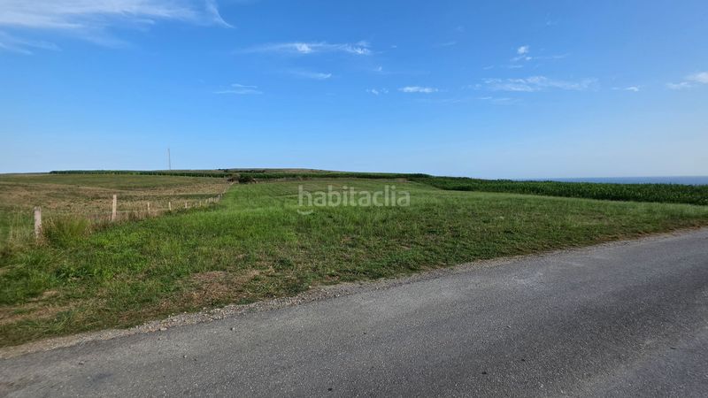 Foto b5ca4d6b-e56b-4156-9ce8-d86a94218853. Finca rústica a cobreces a Alfoz de Lloredo